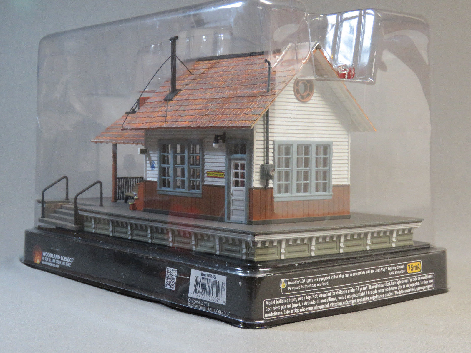 WOODLAND SCENICS O SCALE THE DEPOT BUILT & READY WDS5852